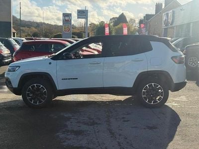 White Used 2025 Jeep Compass Trailhawk SUV | £26,495
