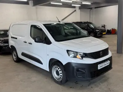 Used Peugeot Partner Premium 131 HP (96 kW) 2024 White MPV