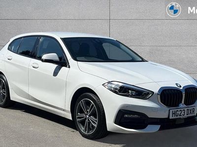 Usado BMW 118 Sport Line 134 HP (98 kW) 2023 Branco Citadino