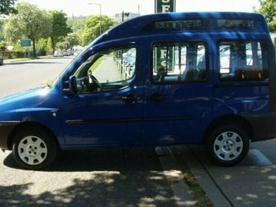 Usado Fiat Doblò 105 CV (77 kW) 2005 Monovolumen
