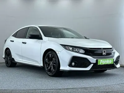 Begagnad Honda Civic Sport 126 HK (92 kW) 2019 Vit Halvkombi