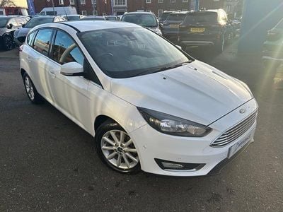 Frozen white Used 2015 Ford Focus Titanium Hatchback | £6,000 (Fair price)