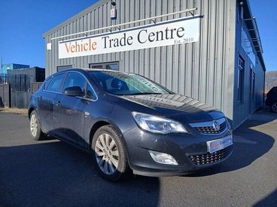Used Vauxhall Astra 165 HP (121 kW) 2012 Black Hatchback