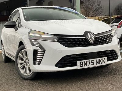 Used Renault Clio V Evolution 90 HP (66 kW) 2025 Hatchback