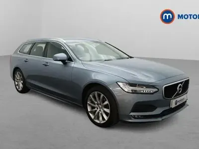 Usado Volvo V90 Momentum 190 CV (139 kW) 2020 Azul Familiar