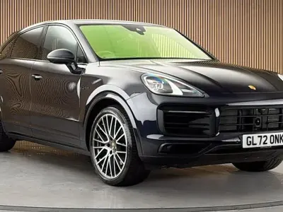 Used Porsche Cayenne Platinum Edition 462 HP (339 kW) 2022 Blue SUV