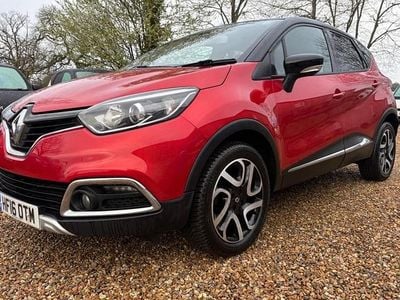 Used Renault Captur Signature 90 HP (66 kW) 2016 Red/black SUV