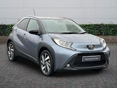 Used Toyota Aygo X 72 HP (52 kW) 2024 Grey SUV
