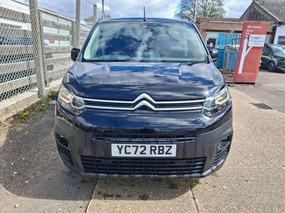 Używany Citroën Berlingo 128 KM (94 kW) 2022 Czarny Minivan