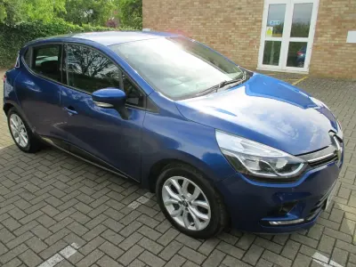 Used Renault Clio Dynamique 120 HP (88 kW) 2017 Blue Hatchback