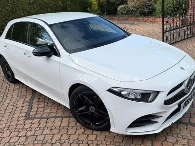 Used Mercedes A180 AMG Line Premium 116 HP (85 kW) 2019 White Hatchback