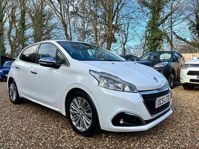 White Used 2017 Peugeot 208 Allure Hatchback | £5,495 (Fair price)