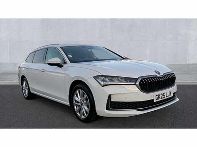 White Used 2025 Skoda Superb SE Technology Estate | £24,590 (Fair price)