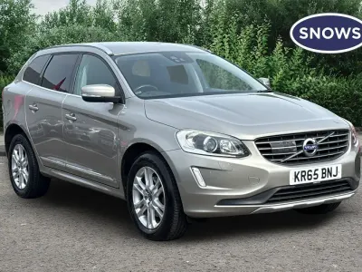Begagnad Volvo XC60 SE Lux 190 HK (139 kW) 2015 Guld SUV