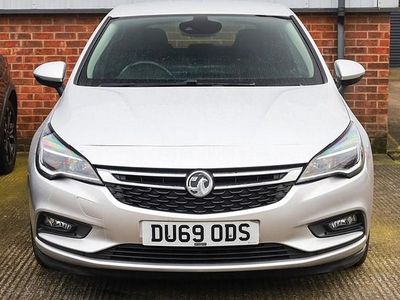 Used Vauxhall Astra Design Edition 110 HP (80 kW) 2019 Silver Hatchback