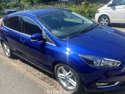 Used Ford Focus Titanium 2018 Blue Hatchback