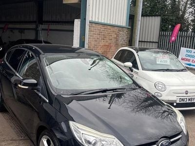 Used Ford Focus Titanium X 125 HP (91 kW) 2011 Black Hatchback