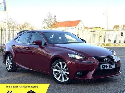 Used Lexus IS300h Executive Line 2015 Red Sedan