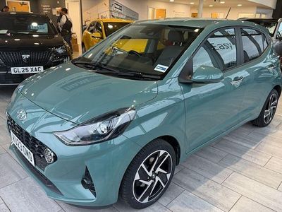 Used Hyundai i10 Premium 84 HP (61 kW) 2023 Hatchback