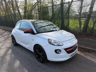 Used Vauxhall Adam Glam 87 HP (63 kW) 2014 White Hatchback