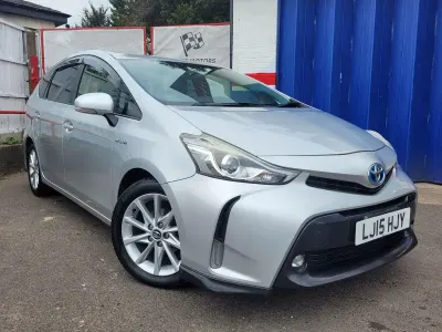Used Toyota Prius 122 HP (89 kW) 2022 Silver Hatchback