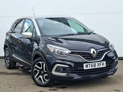 Used Renault Captur Iconic 90 HP (66 kW) 2018 Black SUV