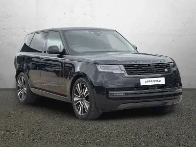 Begagnad Land Rover Range Rover SE 2023 Svart SUV