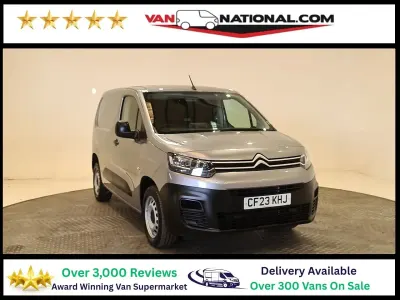 Used Citroën Berlingo 100 HP (73 kW) 2023 Grey MPV