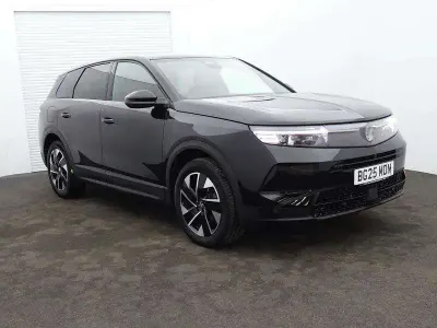 Used Vauxhall Grandland X 136 HP (100 kW) 2025 Black SUV