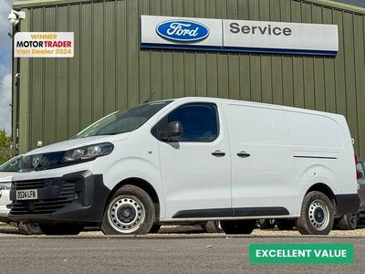Used Vauxhall Vivaro 150 HP (110 kW) 2024 White MPV
