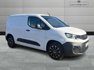 Used Peugeot Partner 131 HP (96 kW) 2021 White MPV