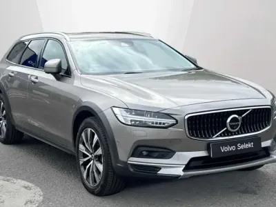 Used Volvo V90 CC 194 HP (142 kW) 2021 Estate