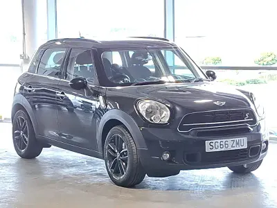 Used Mini Cooper S 143 HP (105 kW) 2016 Black Hatchback