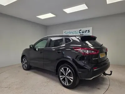 Used Nissan Qashqai N-Connecta 2020 Black SUV