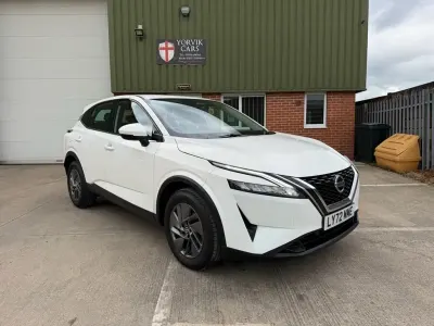 Used Nissan Qashqai Acenta Premium 2023 White SUV