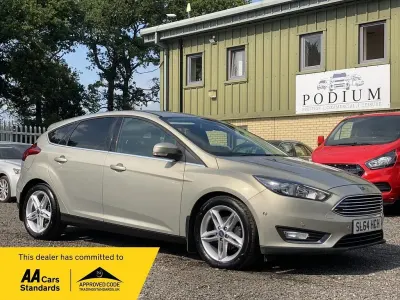 Used Ford Focus Titanium 125 HP (91 kW) 2014 Silver Hatchback