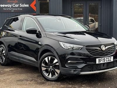 Used Vauxhall Grandland X Sport 131 HP (96 kW) 2019 Black SUV