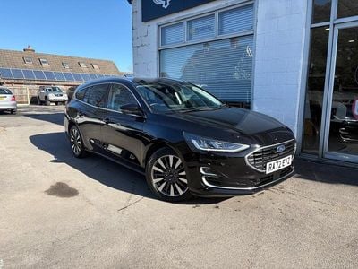 Używany Ford Focus Titanium 120 KM (88 kW) 2023 Czarny Kombi