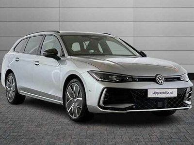 New VW Passat Black Edition 204 HP (150 kW) 2025 Oyster silver Estate