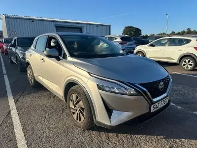 Used Nissan Qashqai Acenta Premium 2023 Silver SUV
