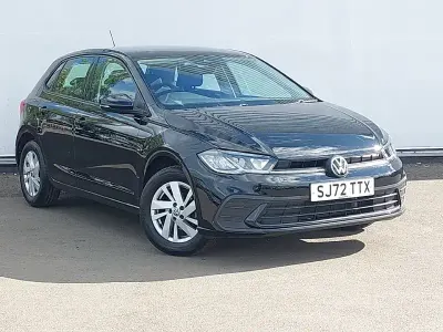 Usado VW Polo Life 80 CV (58 kW) 2022 Negro Utilitario