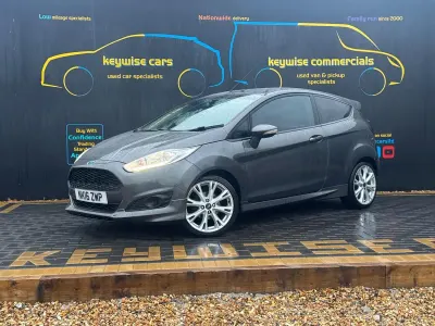 Used Ford Fiesta Zetec 125 HP (91 kW) 2016 Grey Hatchback