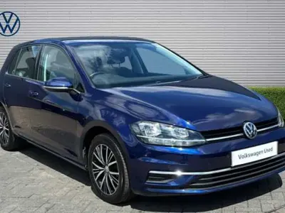 Used VW Golf VII SE 125 HP (91 kW) 2017 Blue Hatchback
