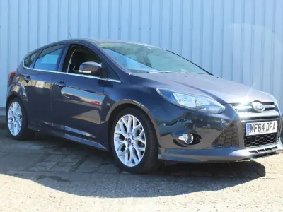 Używany Ford Focus Zetec 2014 Szary Hatchback