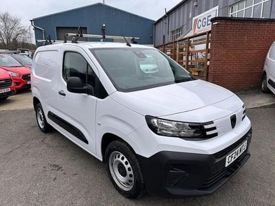 Used Peugeot Partner 131 HP (96 kW) 2024 White MPV