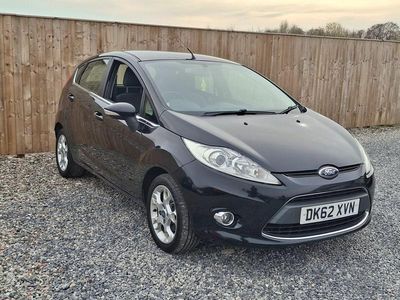 Used Ford Fiesta Zetec 70 HP (51 kW) 2013 Black Hatchback