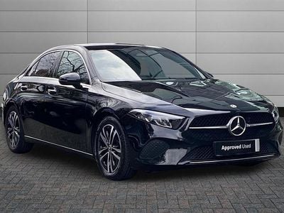 Begagnad Mercedes A180 Executive 136 HK (100 kW) 2024 Svart Sedan
