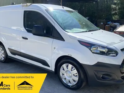 Usado Ford Transit Connect 100 HP (73 kW) 2018 Branco Monovolume