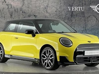 New Mini Cooper Hatch 135 kW (184 HP) 2025 Yellow Hatchback