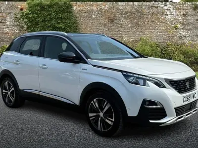 Used Peugeot 3008 GT-line 130 HP (95 kW) 2019 White SUV